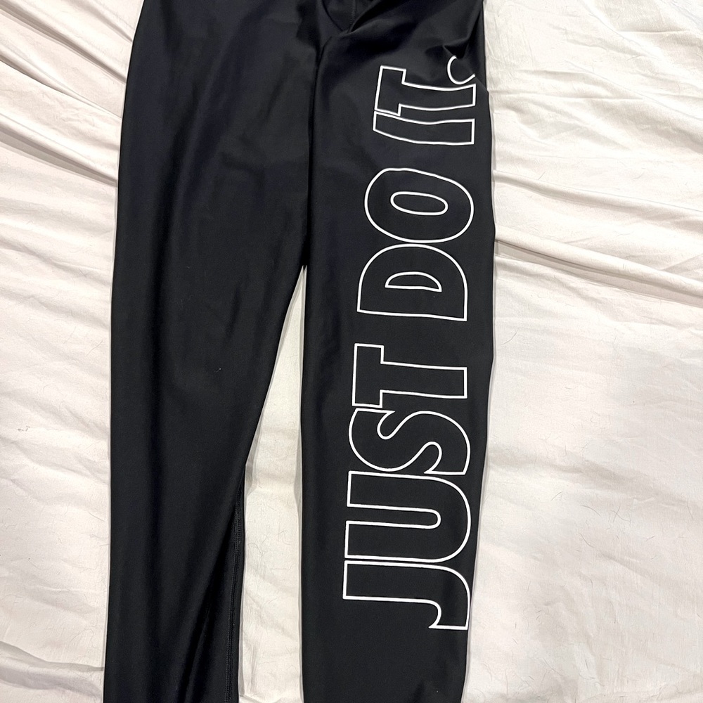 XL Nike Just Do It Leggings